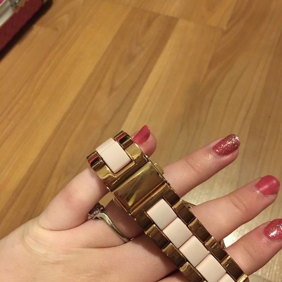 Diamond watch - Picture 3 of 12